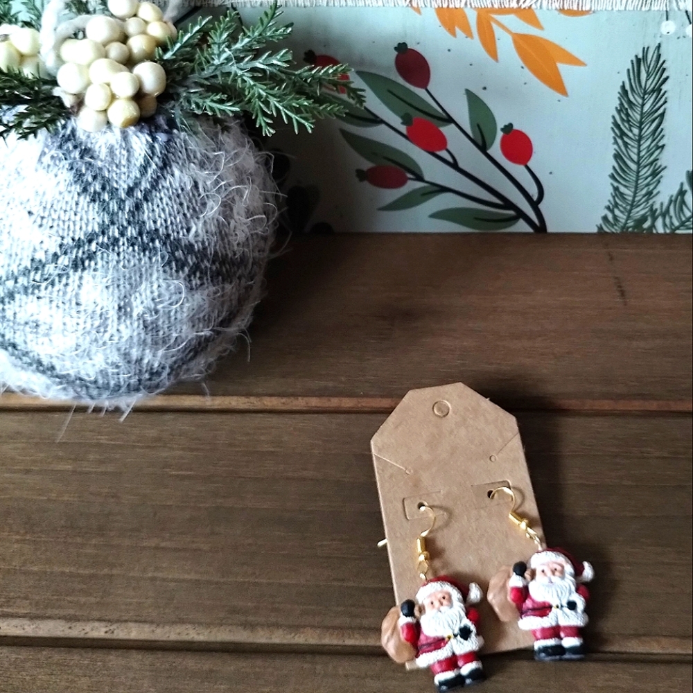 New Santa Christmas Earrings